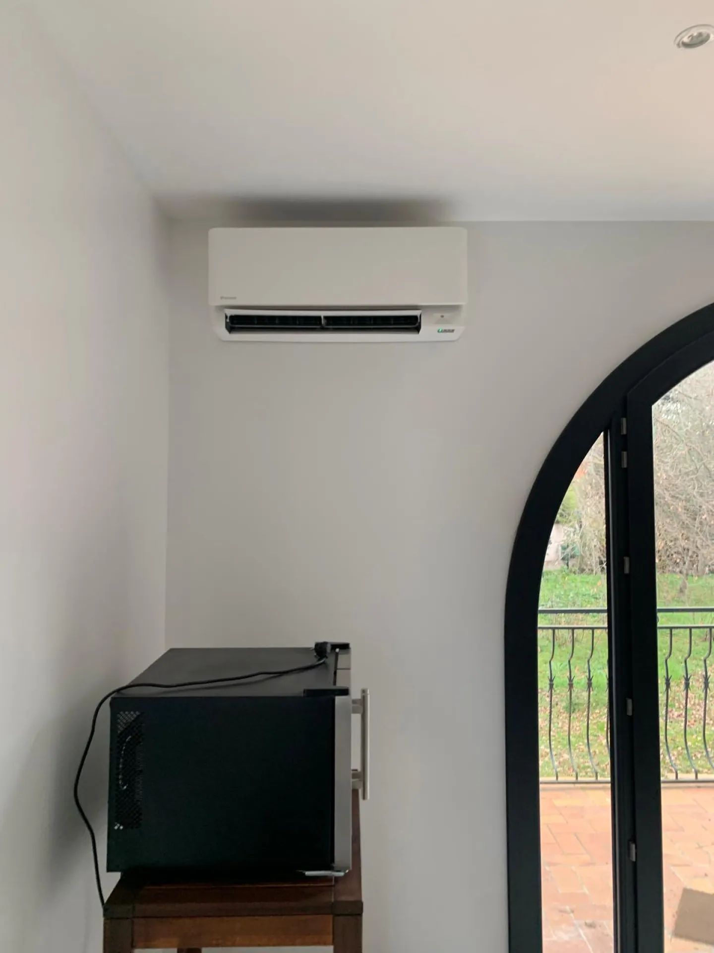 Entreprise experte en pose de climatisation réversible haut rendement pour particuliers à Toulouse