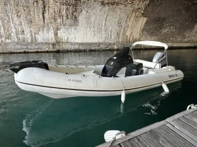 ORIGINAL RIB 700 bateau semi-rigide d'occasion disponible à Six-Fours les plages