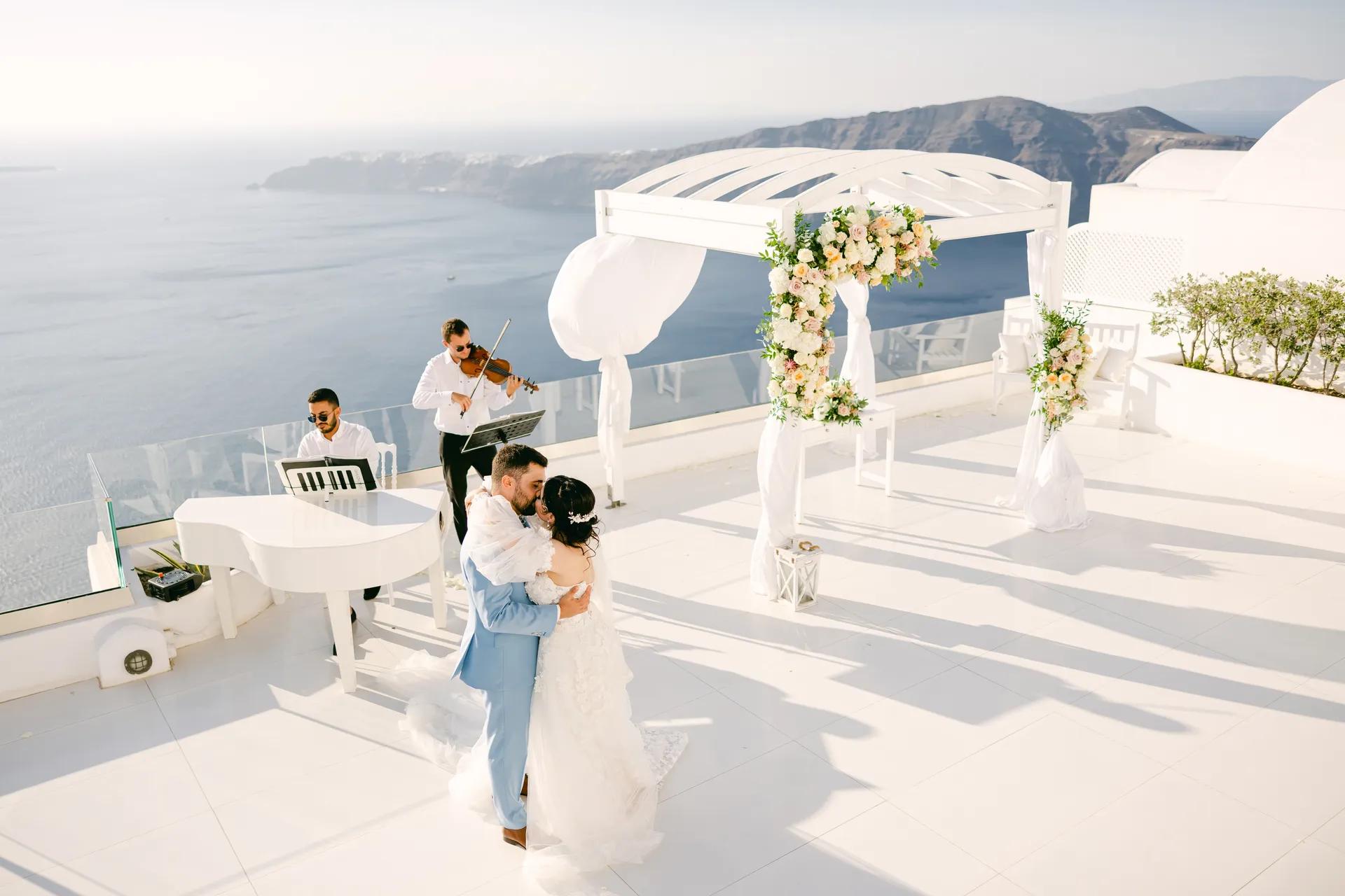 cérémonie de mariage civil santorin