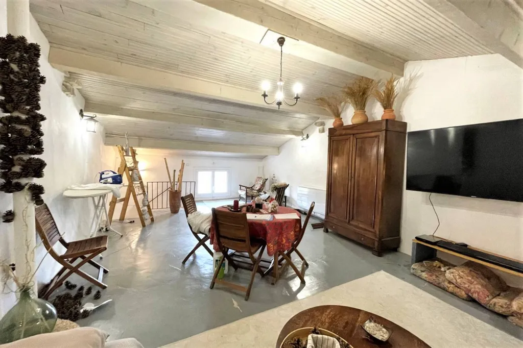 au Barroux, charmante maison de village avec une vue imprenable sur le mont Ventoux   