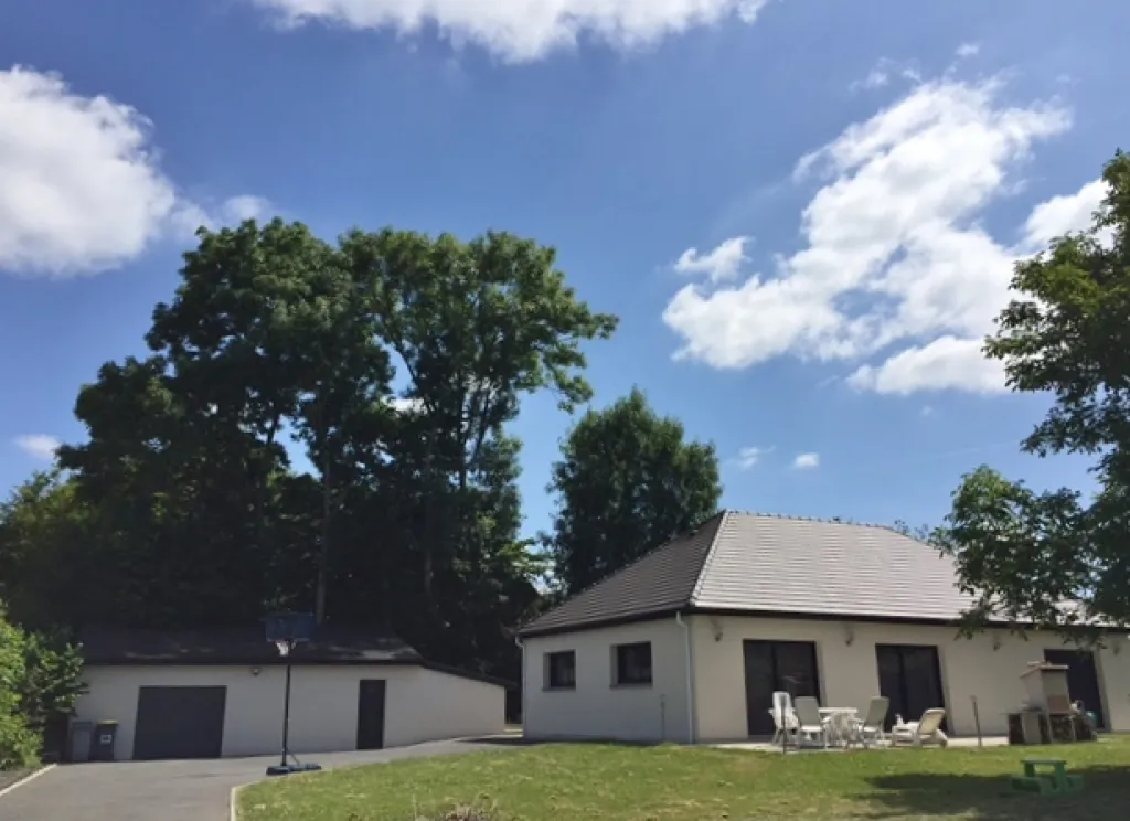 A vendre pavillon avec dépendance sur Saint Didier des Bois 27370