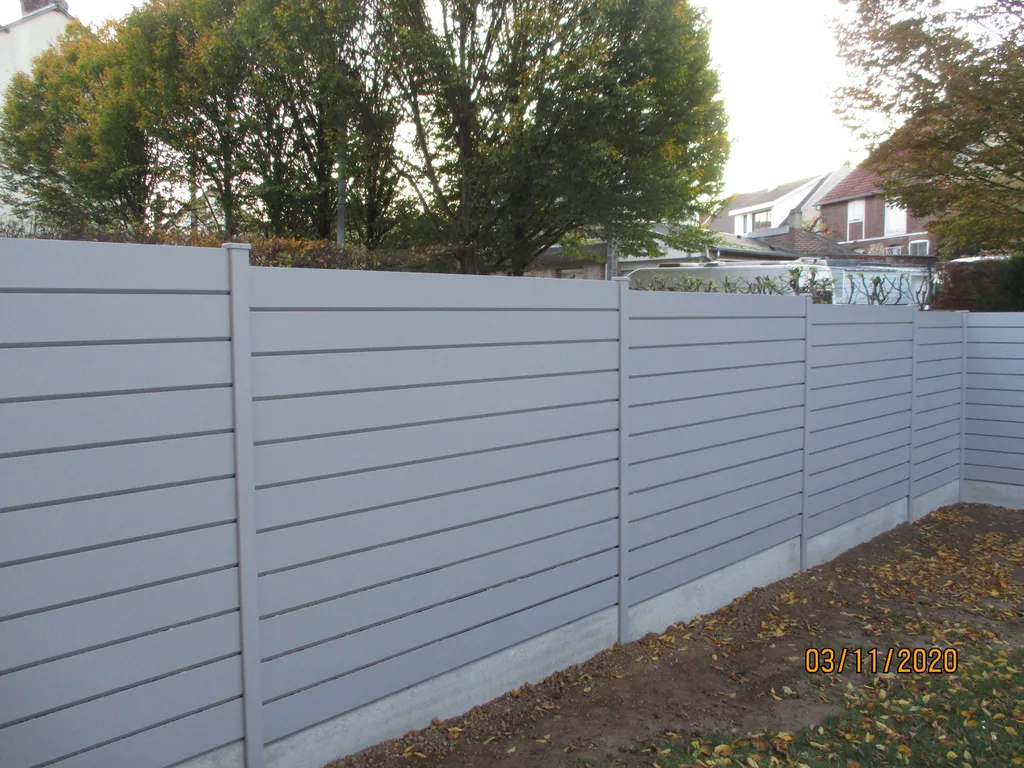 Installation de Clôture Aluminium Occultante, Panneaux Rigides et Brise-Vue pour l'Intimité à Yvetot en Seine-Maritime et sa Région