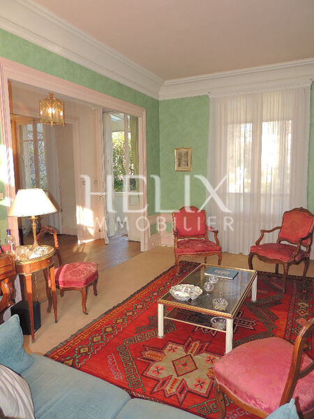Magnifique maison Napoléon III 7 pièces de 214 M² à Le Vésinet Centre