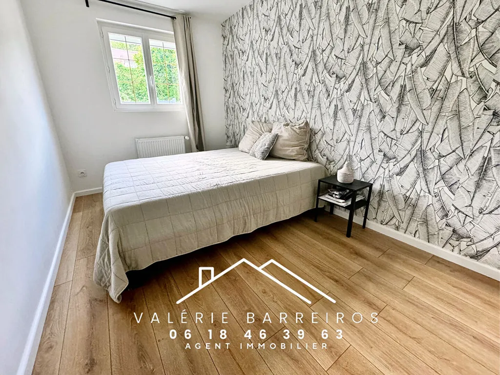 À vendre, maison de 207m² sur un terrain de 1200m² située à Oissel 76350