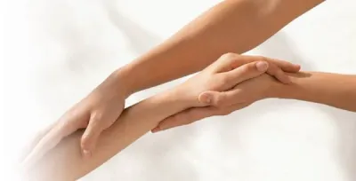 NOS SOINS DES MAINS A VOLX