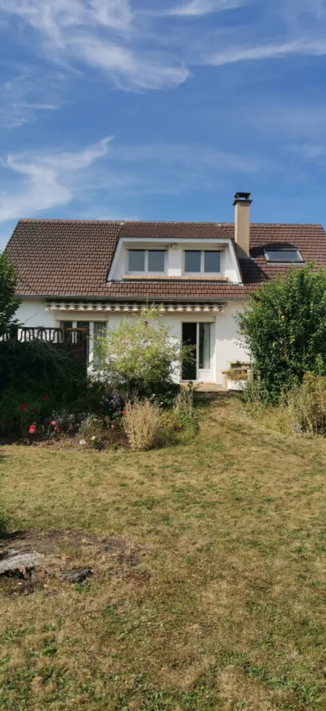 À vendre, maison familiale de 131m² située au centre de Saint-Pierre-les-Elbeuf