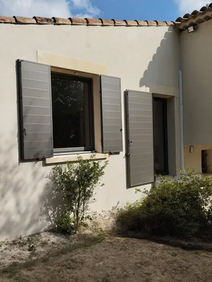 Instalation des volets en aluminium à Salon-de-Provence