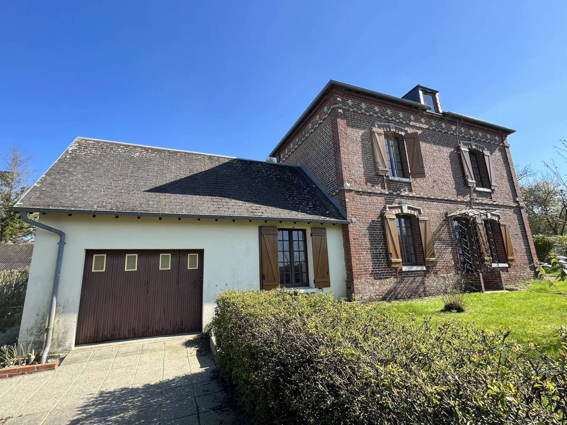 A vendre : Exclusivité ! Maison de caractère - Ecole et commerces à pied