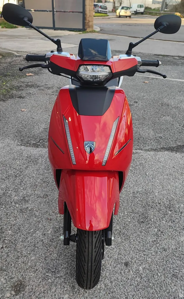 DÉSTOCKAGE SCOOTER NEUF PEUGEOT NEW DJANGO 2025