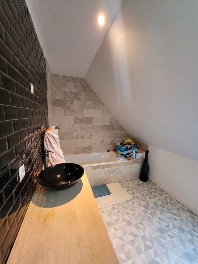 Acquisition d'une Maison avec jardin à 10 minutes du centre-ville de Lisieux 14100