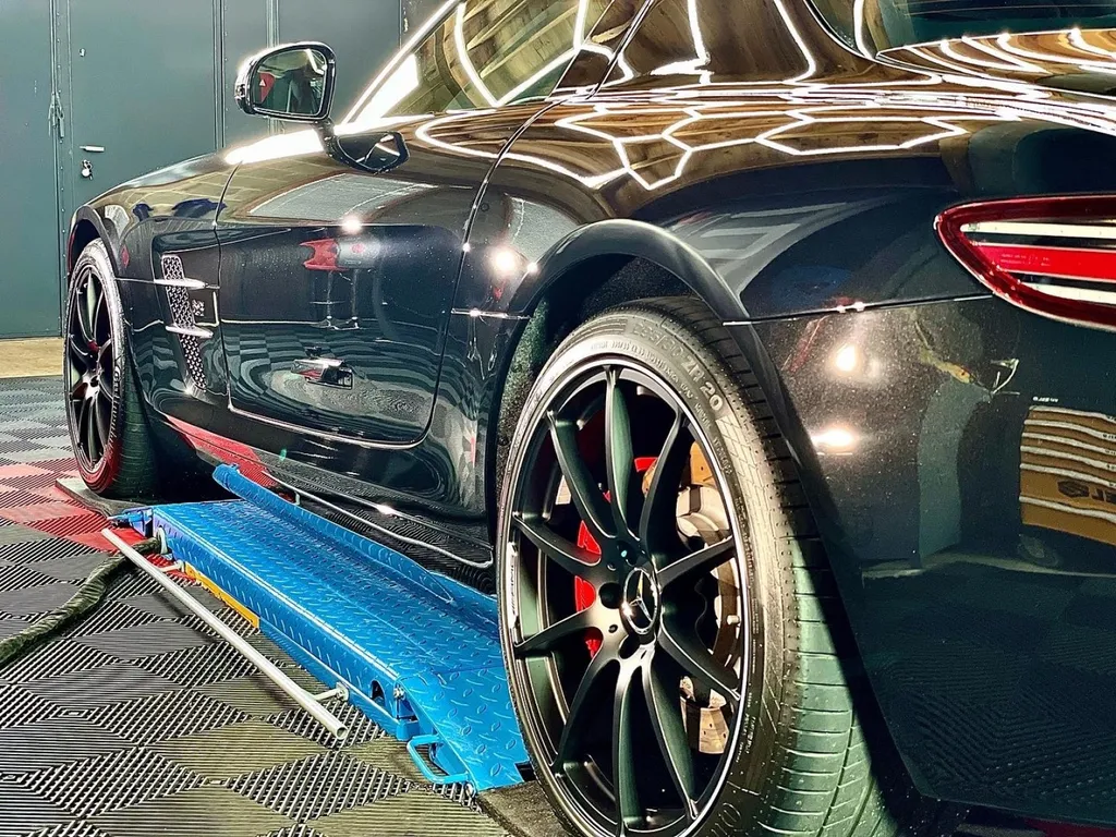 Protection PPF et traitement céramique Mercedes SLS AMG Lyon