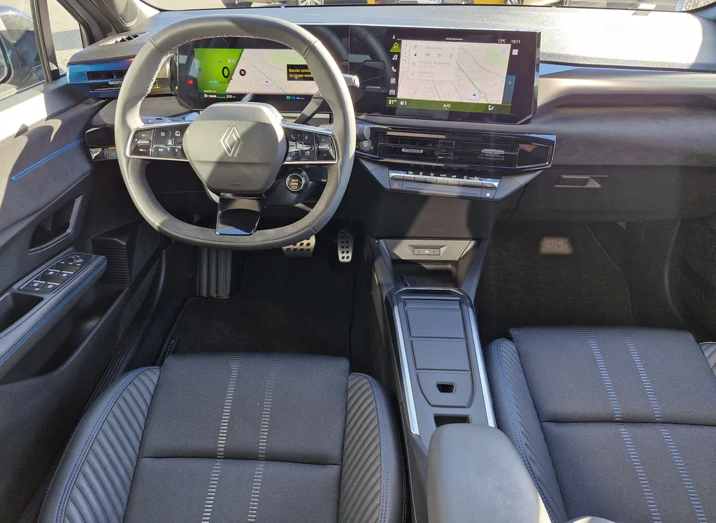 Nouvelle Renault Clio Esprit Alpine Full Hybride E-Tech 160ch / Caméra 360 / Roue de secours / Gris Rafale occasion Loa possible près de Toulouse en Occitanie à Plaisance du Touch