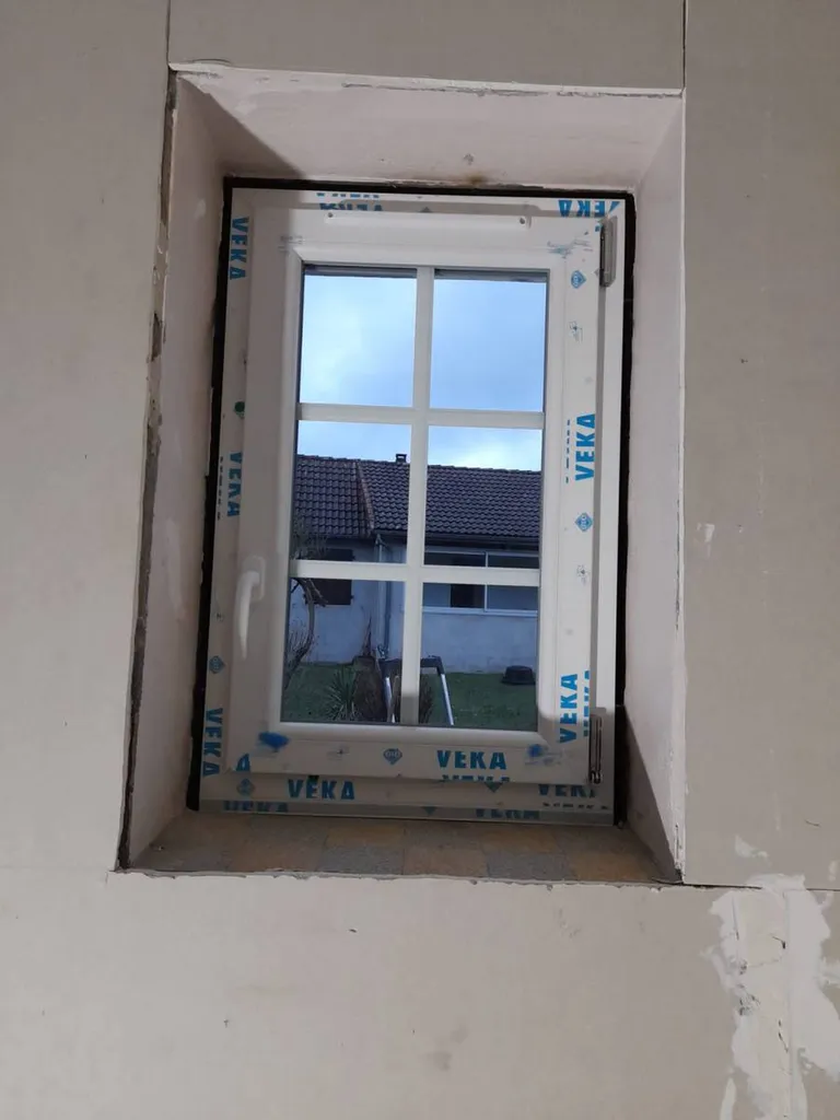 Remplacement de menuiseries dans une maison à Lyon