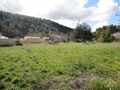 Vente terrain constructible Roquefort La Bédoule quartier calme et apprécié  vendu avec permis de construire