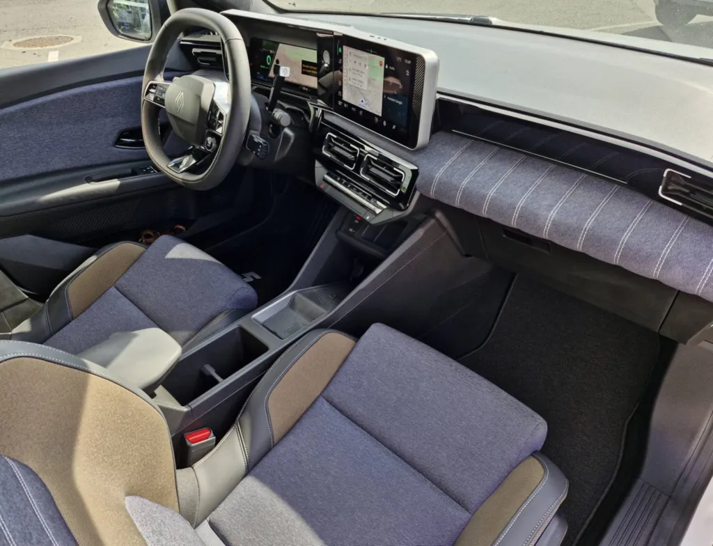 LOA 330€ / MOIS* NOUVELLE RENAULT 5 E-TECH ELECTRIQUE TECHNO 120 CH AUTONOMIE URBAINE PACK HIVER OCCASION  PRES DE TOULOUSE EN OCCITANIE