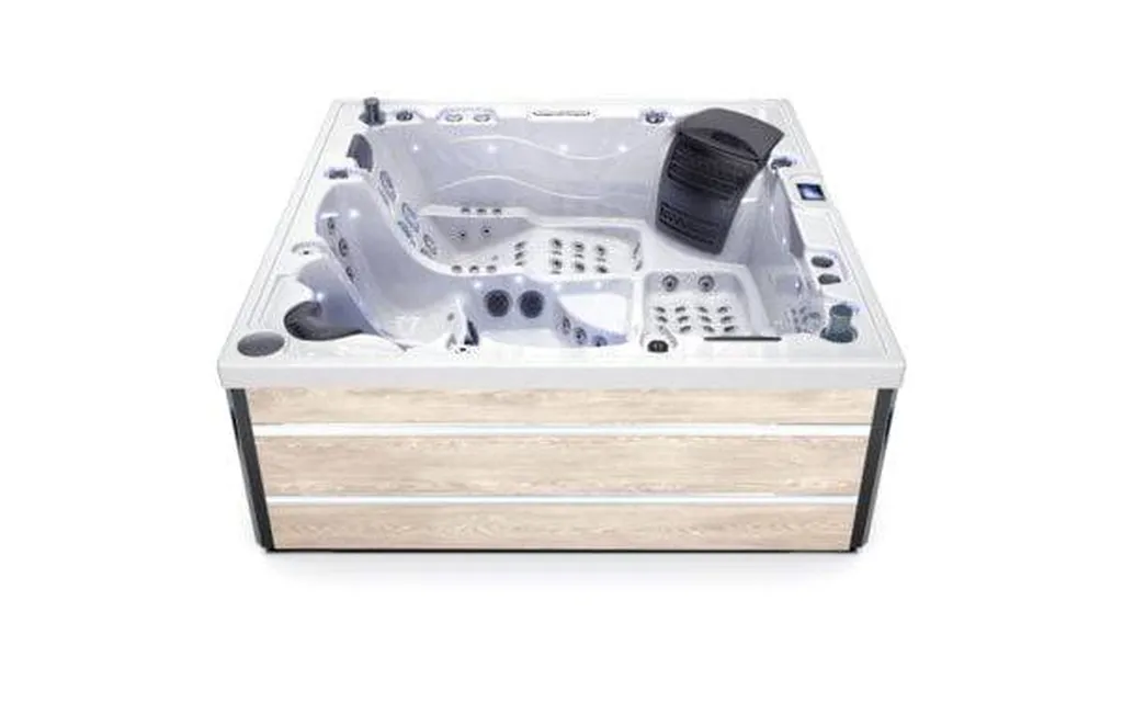 Vente de spas Bahamas à Caissargues - Mcr Piscines et Spas 