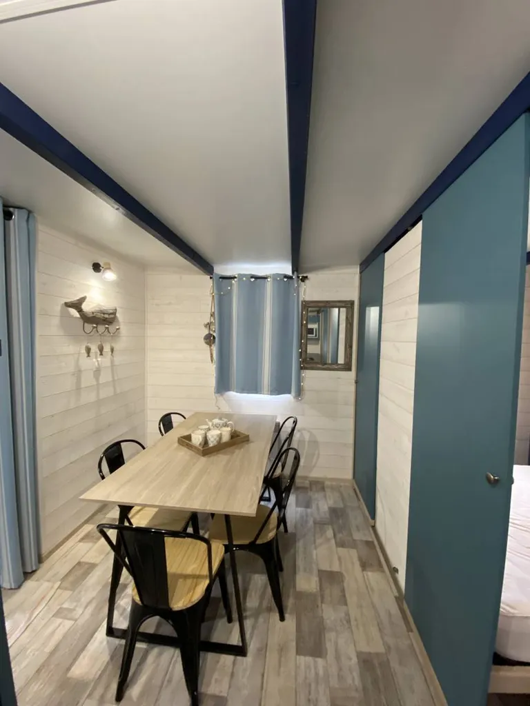 chalet d’été pour 5 personnes non climatisé en camping 4 étoiles familial bord de plage proche du Cap d'Agde à Vias -Plage