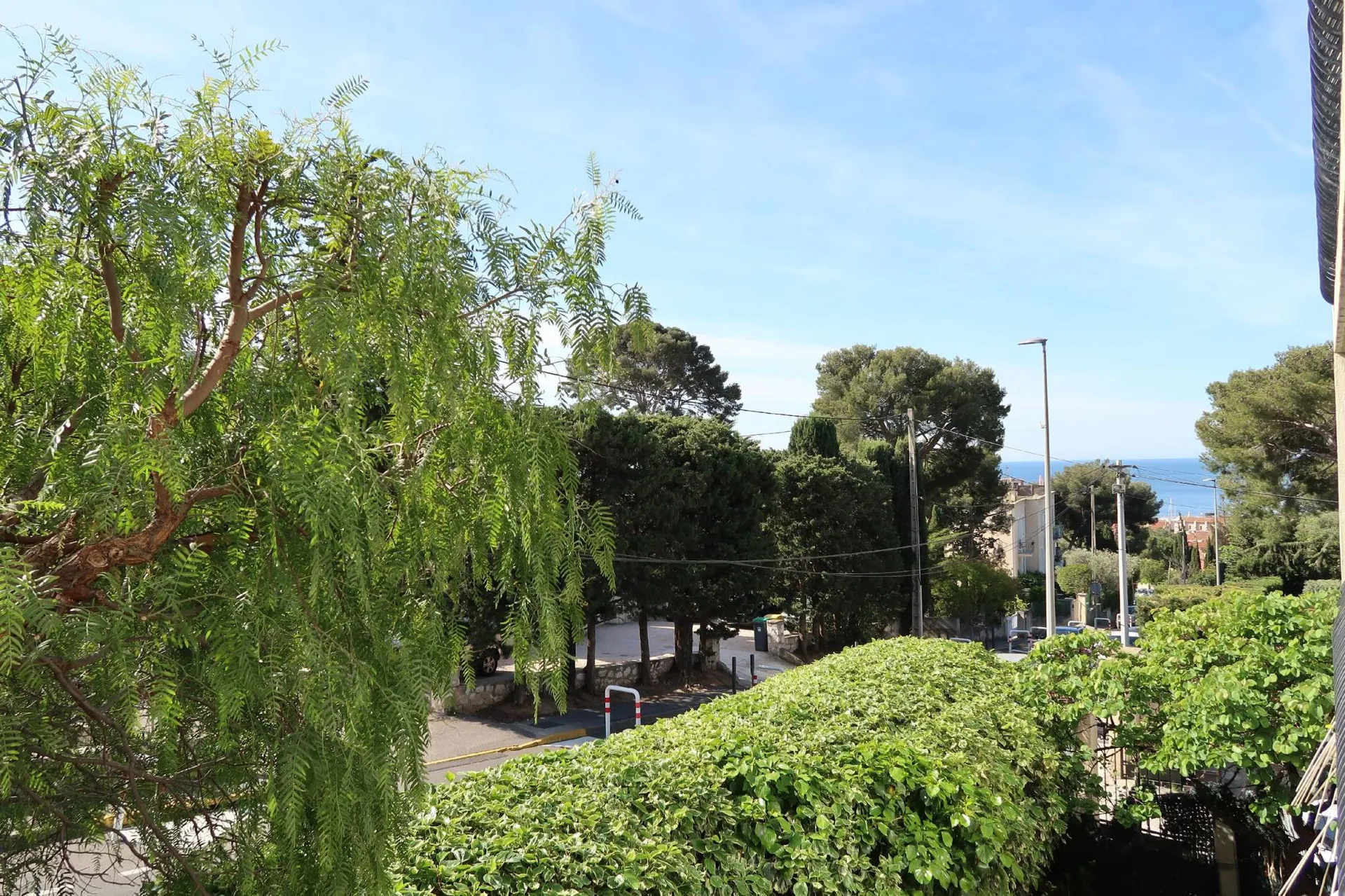 Vente appartement T2 Cassis avec loggia  dans résidence fermée avec parking proximité immédiate centre 