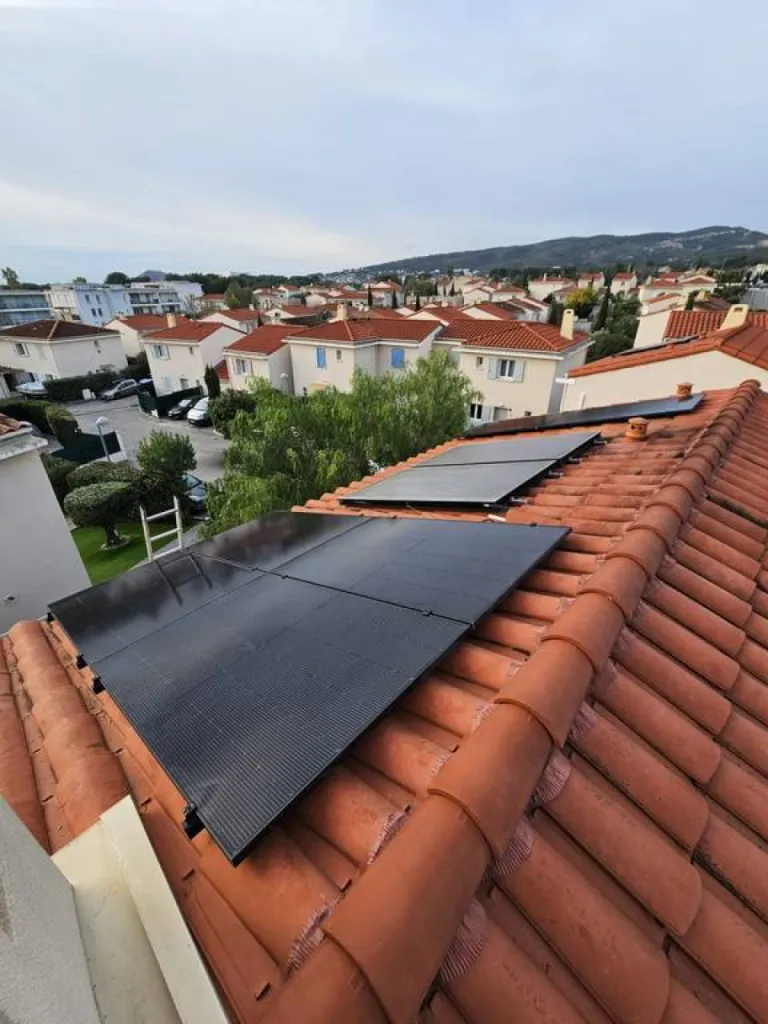 Panneaux Dualsun 425 Wc installés à La Ciotat