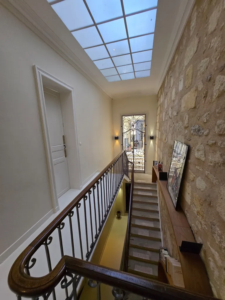 peinture d'une cage d'escalier à Bordeaux