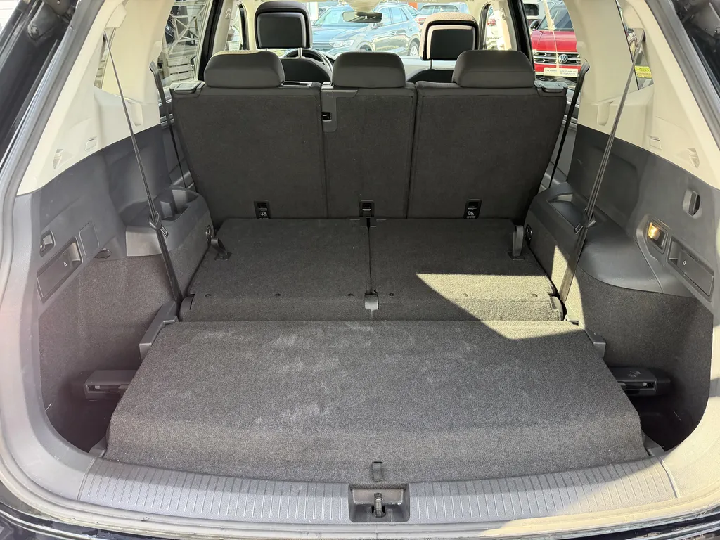 Achat Volkswagen Tiguan d’occasion proche Le Havre : SUV 7 places R-Line disponible chez votre concessionnaire Caudebec Automobiles