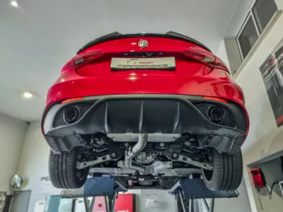 Montage silencieux tube Ragazzon Alfa Romeo Giulia 2.0 Turbo 200 2016+