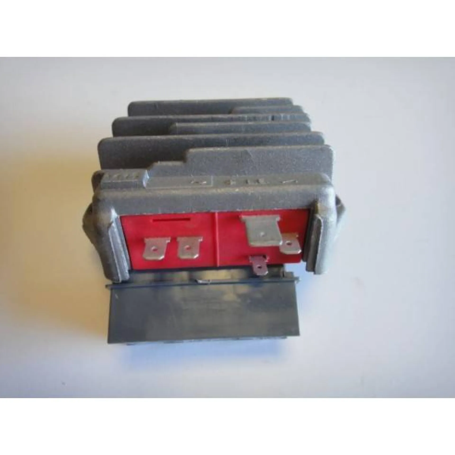 regulateur voiture sans permis pas cher 83