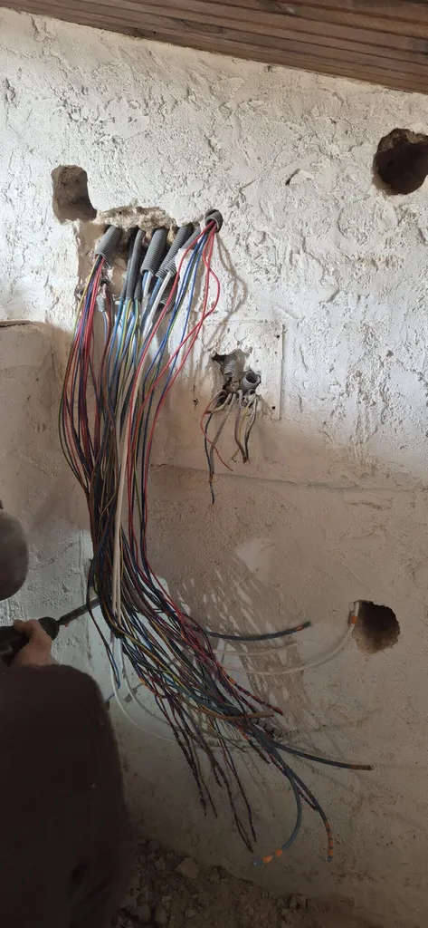 Rénovation complète et remise aux normes électriques d’un appartement à Les Arcs-sur-Argens