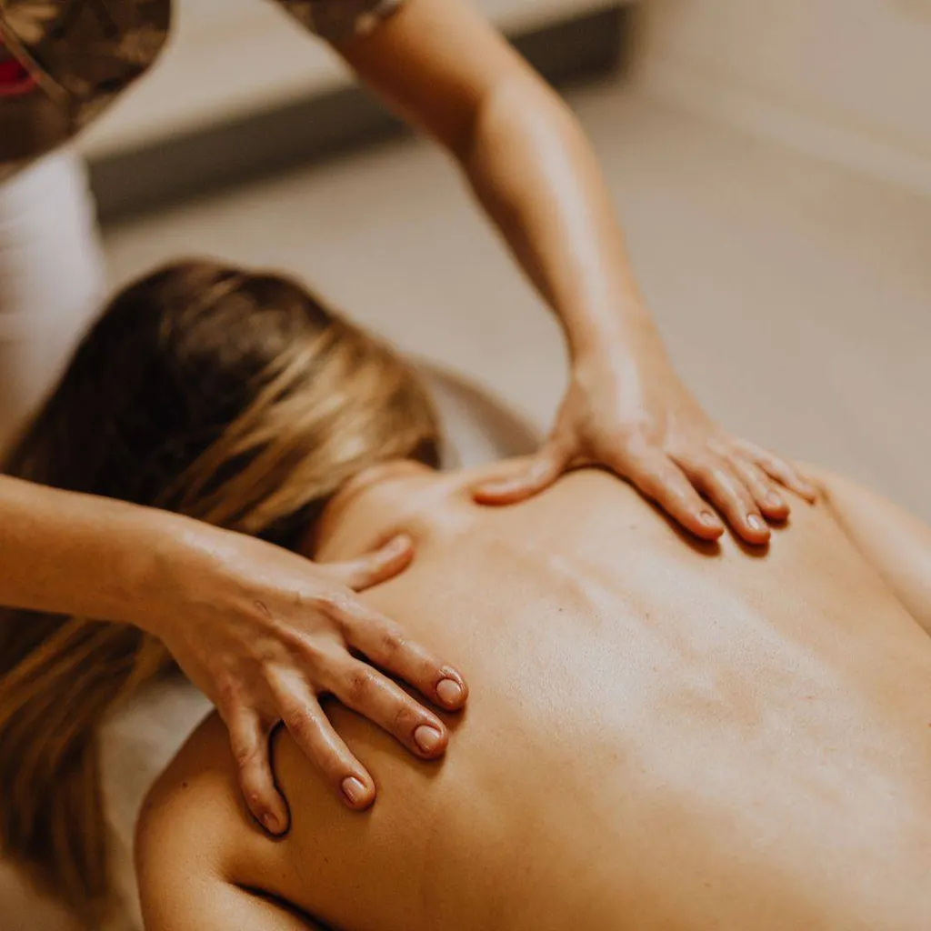 Institut de massage pour massage relaxant solo autour de moi près de Gémenos