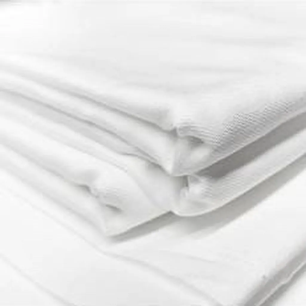 Location nappe blanche en coton pour cocktail 210x210cm à Lyon