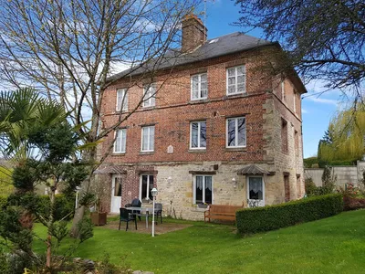 En vente propriété de caractère centre ville de Lisieux Calvados 14