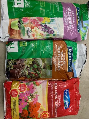 Comment choisir et acheter le terreau pour ses plantes et ses fleurs