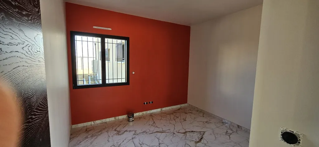 Enduit lissé, peinture veloutée et murs de couleurs en maison neuve entre POISSY et VERSAILLES 