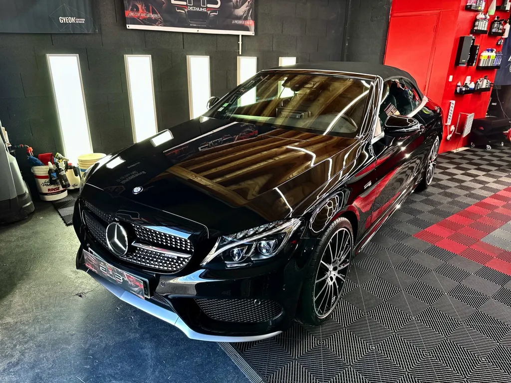 film de protection carrosserie PPF Lyon traitement céramique carrosserie traitement céramique des jantes Mercedes C43 AMG cabriolet 