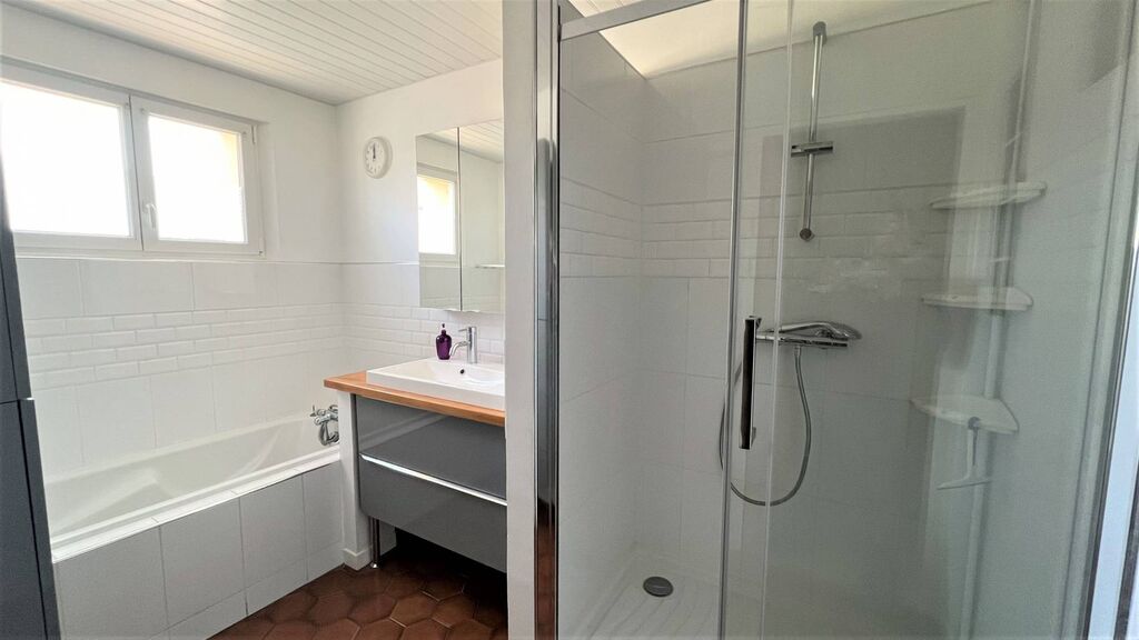 Deux pas de la plage.