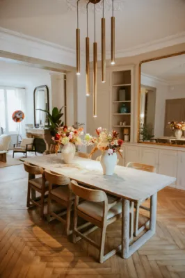 Maison est disponible à la location pour divers événements tels que des séminaires, des ateliers, des shootings photo située au cœur de Bordeaux Maison Mandel