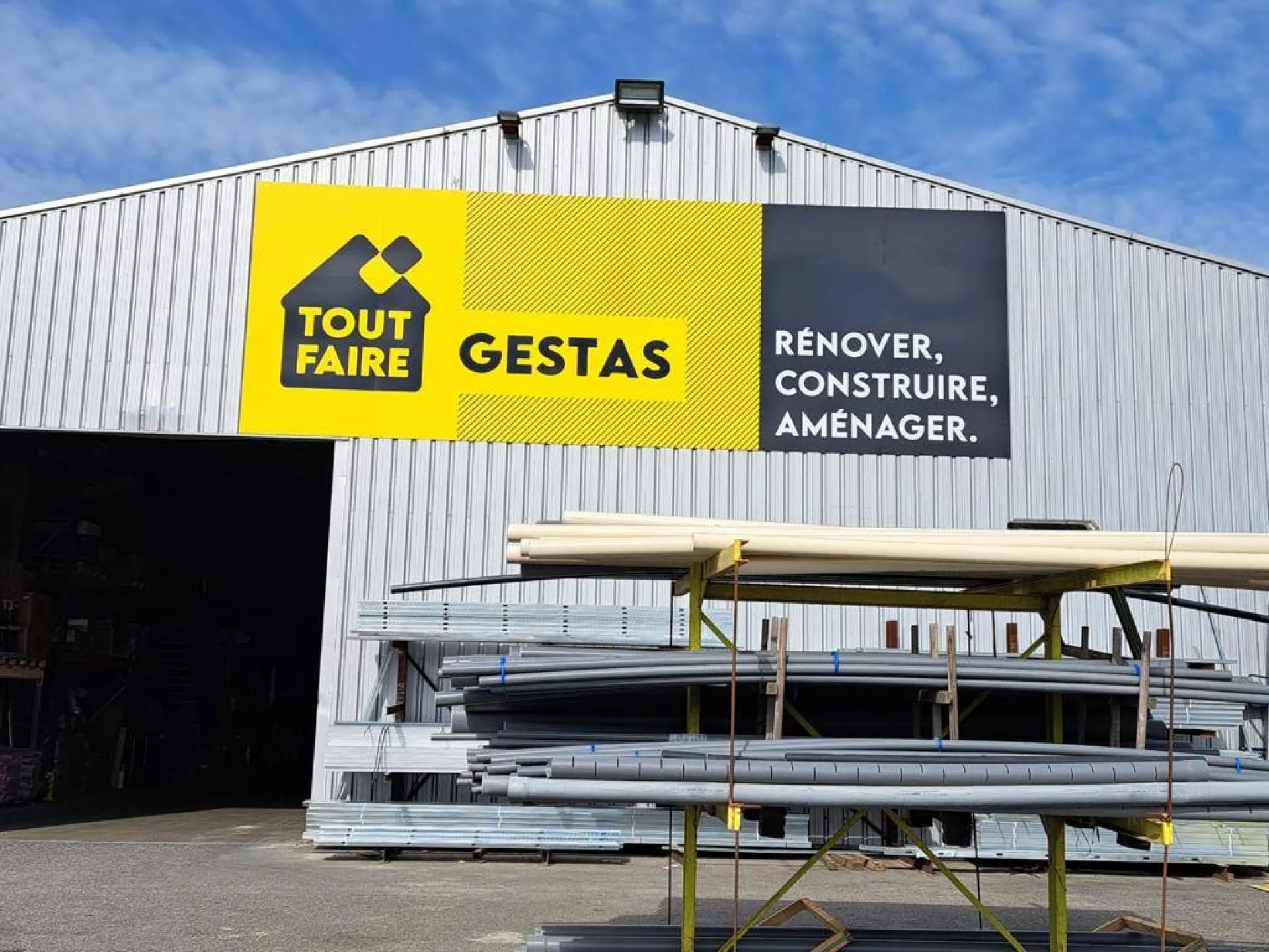 Réalisation et installation d'une enseigne pour Tout Faire à Capens en Haute-Garonne