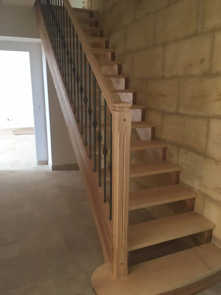 Escalier en Chêne dans le libournais par un menuisier