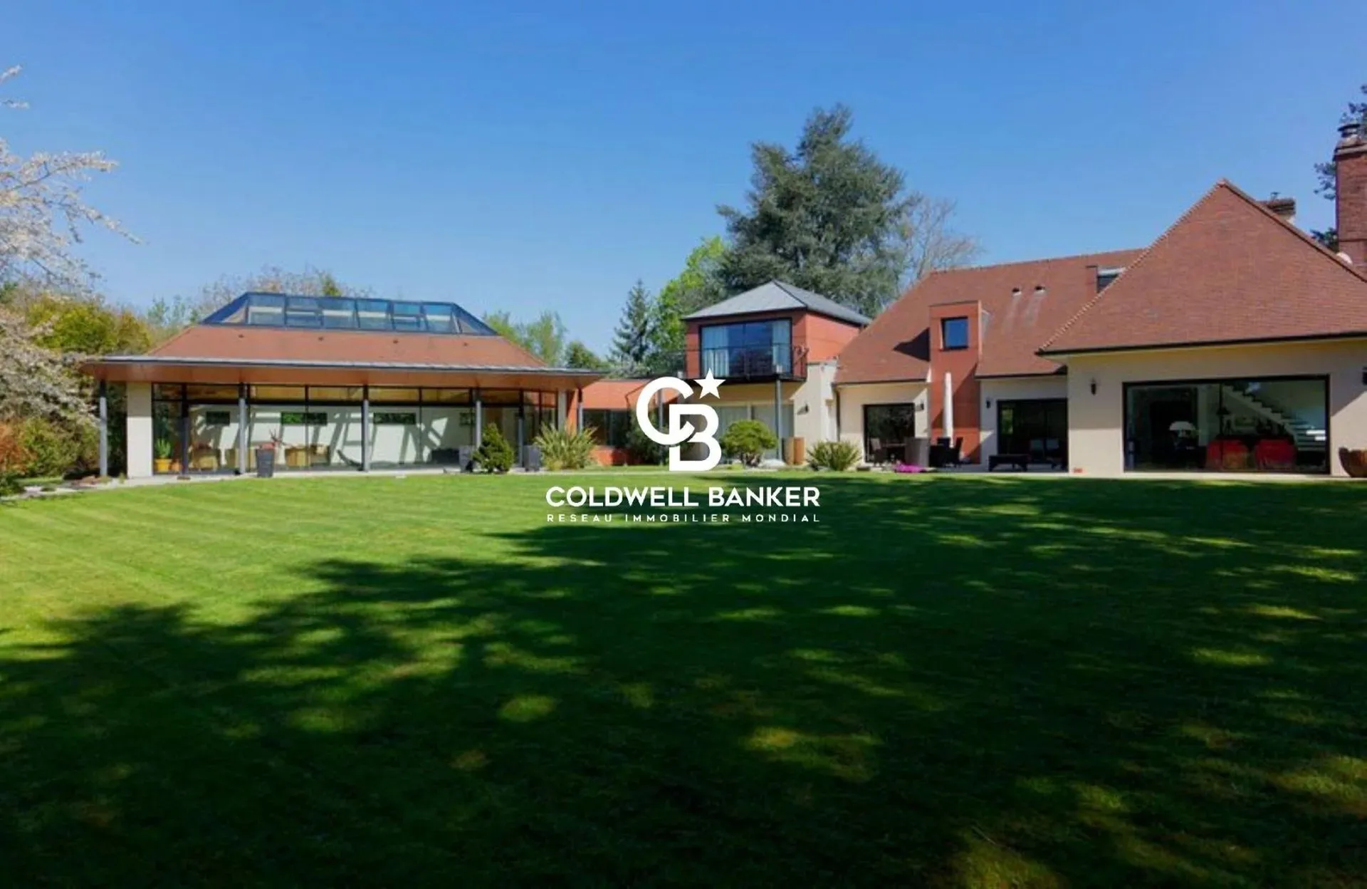 Propriété à vendre le Mans avec piscine et pool house
