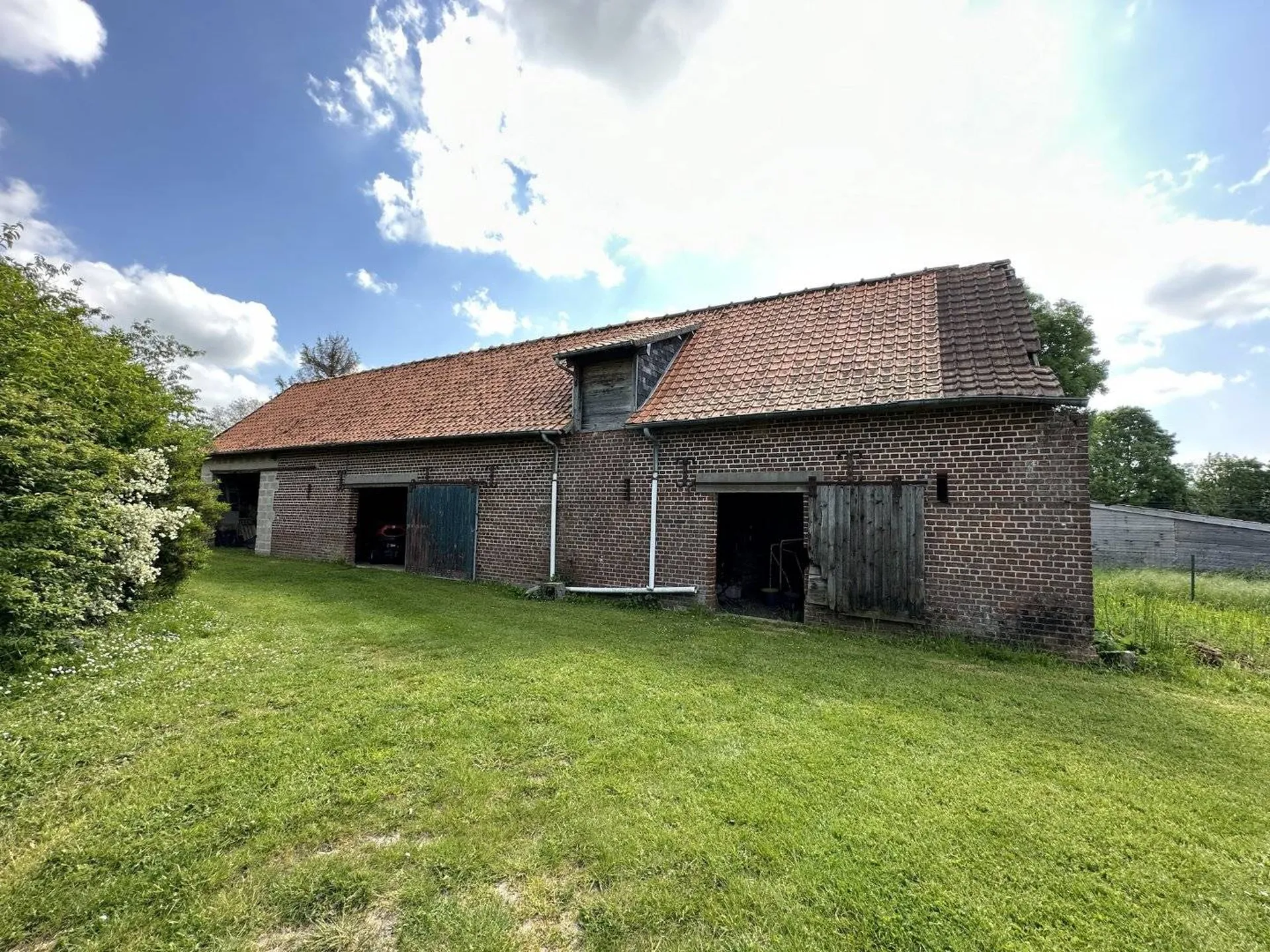 A vendre au coeur de la Normandie, Propriété de Maitre d'environ 350m² sur son parc d'environ 1.4 hectares.
