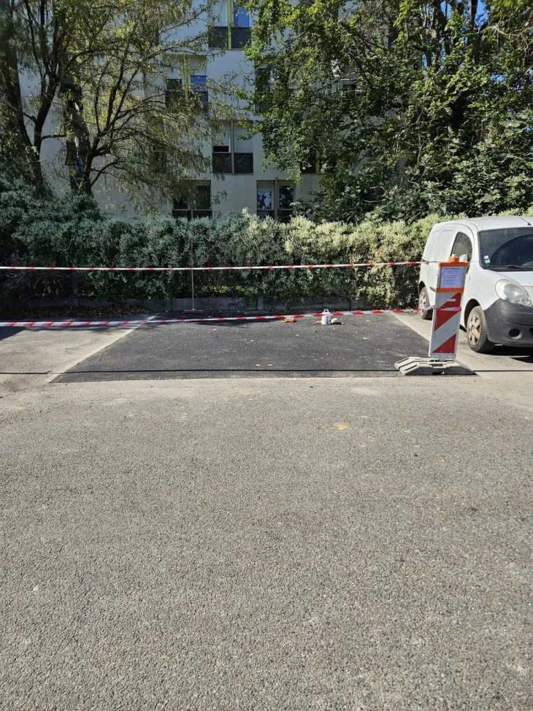 enrobé parking copropriété dans l'Ain