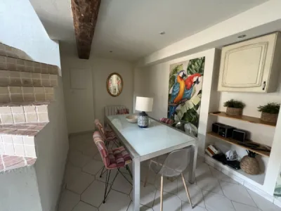 Maison de village 4 pièce(s) 1 chambre(s) 83.23 m² Les Arcs (83460)