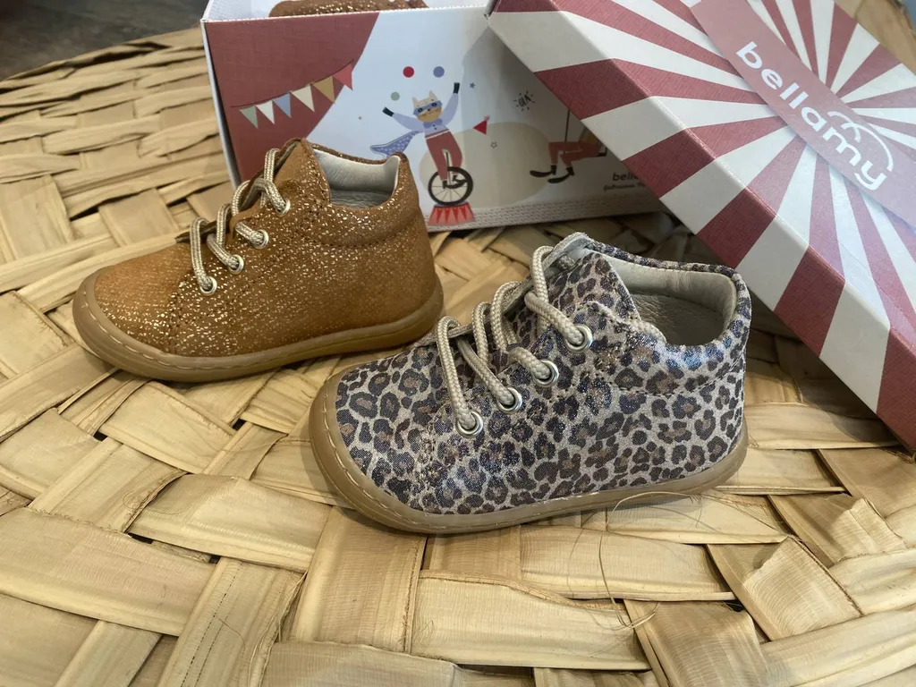 chaussure bébé pour pied fin près de Blaye