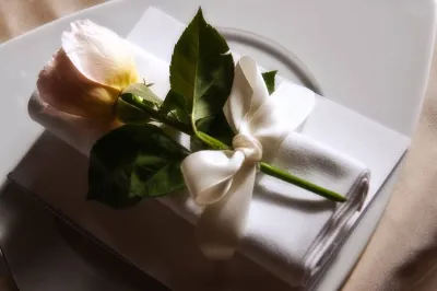 Elegant Paris destination wedding dinner