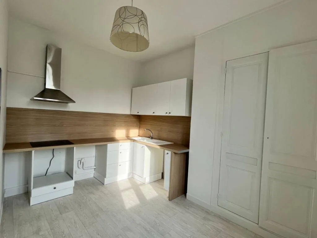 Situé au 28 rue Thomas Dubosc à Rouen