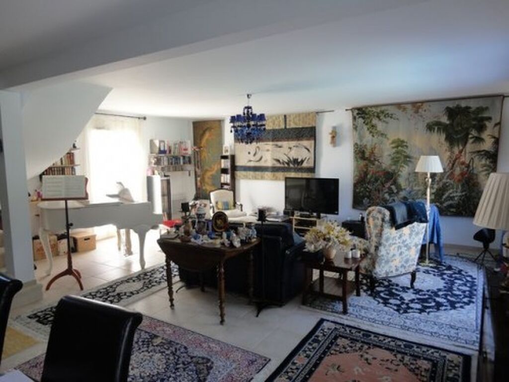 Vente maison La Ciotat dans clos privé avec piscine  frais de notaires réduits