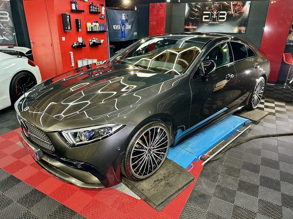 spécialiste du traitement céramique sur lyon Mercedes CLS