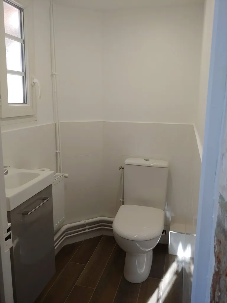 Rénovation de salle de bain par SARL Douveneau, plombier dans les Yvelines
