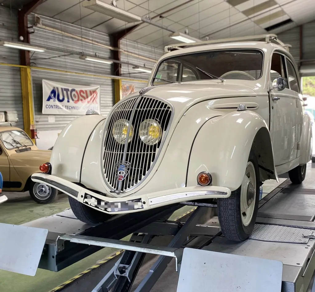 Votre centre de CT Autosur Martigues a effectué le contrôle technique d'une Peugeot 202