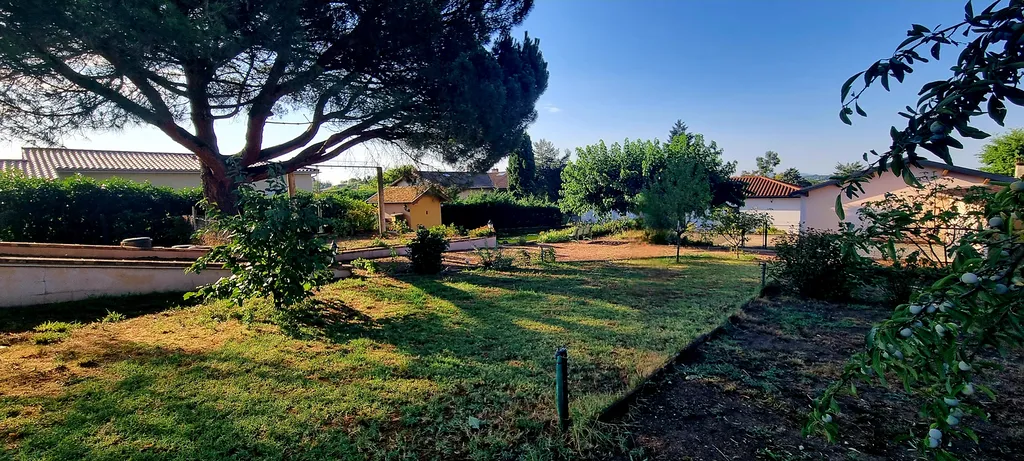 Terrain constructible Montmerle-Sur-Saone